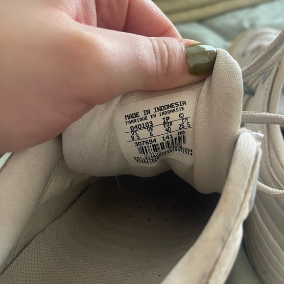 Nike Zoom Air Sneakers - Picture 2 of 9